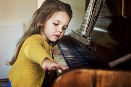Group Beginning Piano