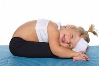 Mommy, Daddy, Grandparent & Me Yoga