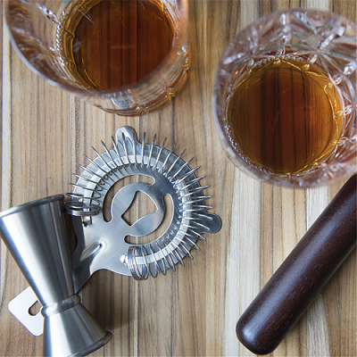 Cocktails: Next Level Mixology