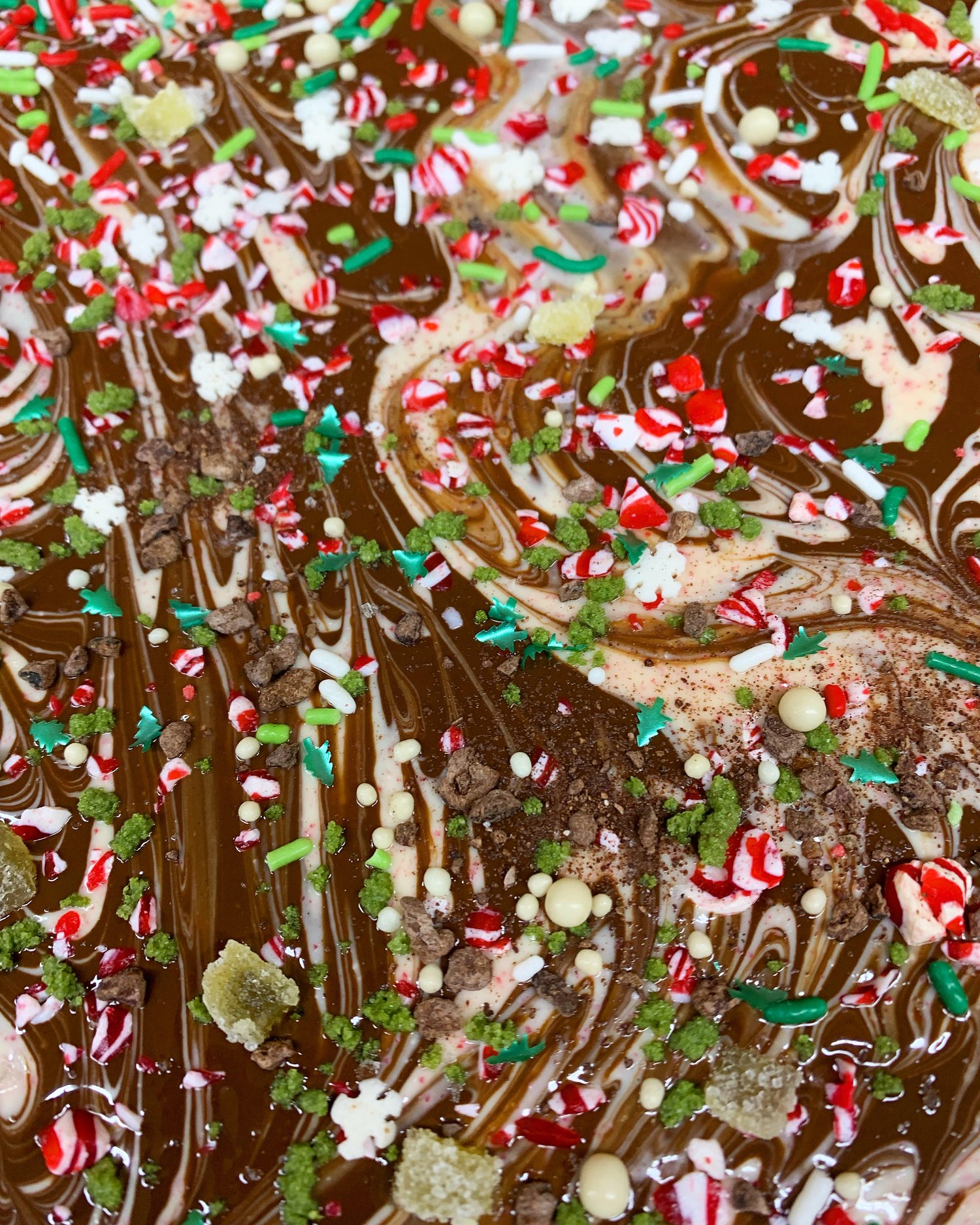 Holly Daze Peppermint Bark Making