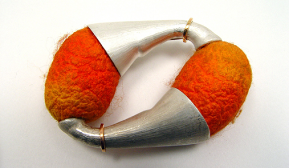 Glass + Metal = A Perfect Mélange