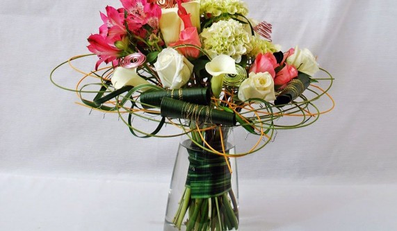 Floral Armature Techniques [Class in NYC] New York Botanical Garden