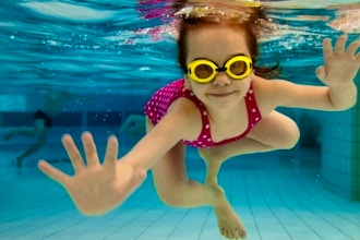 Parent/Child Swim (Ages: 1-4)