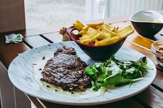 Date Night: French Bistro Menu with Steak Frîtes