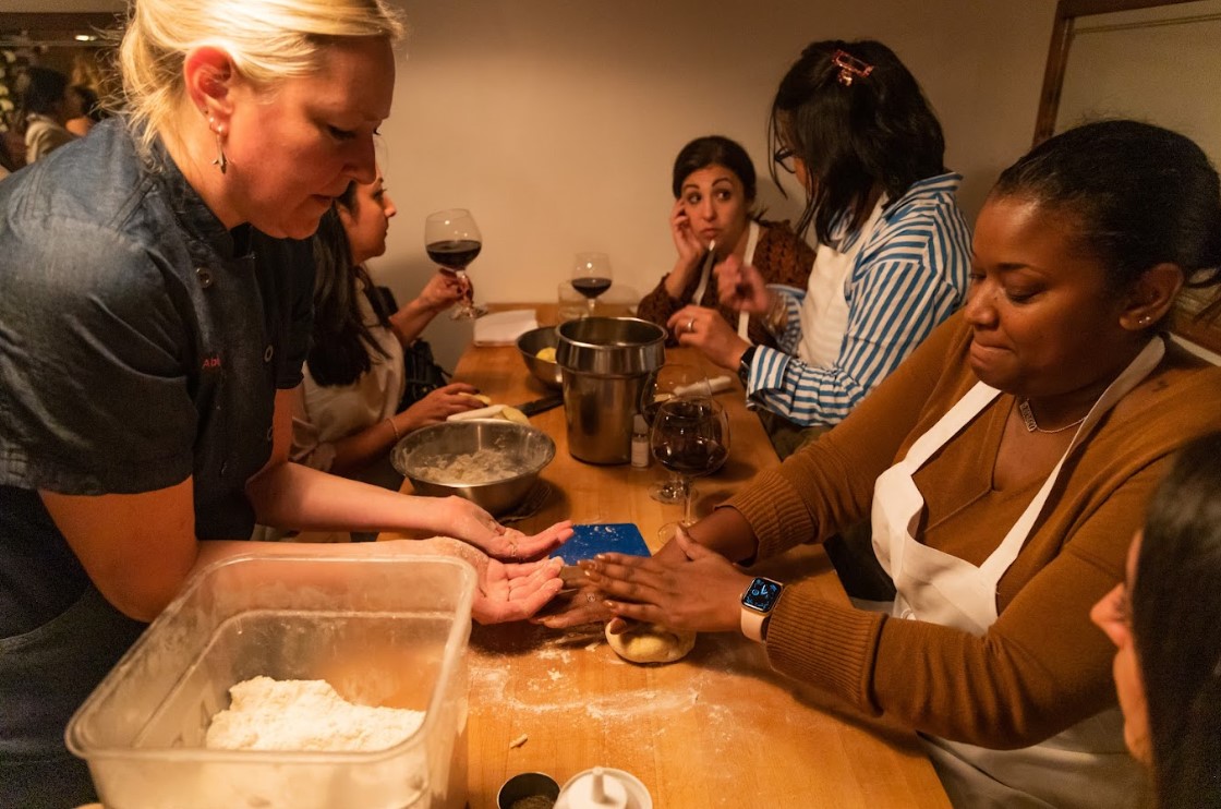 NYC: Pizza Making with Drinks