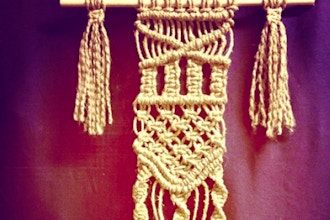 One Day Intensive: Macrame + Knotting