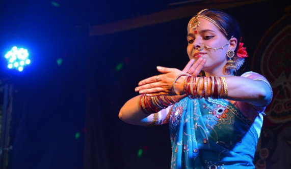 BellyDance