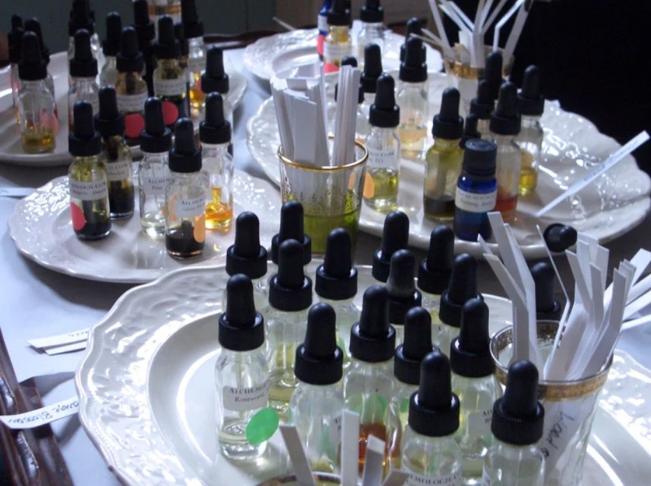Natural Perfume Blending (Part One)