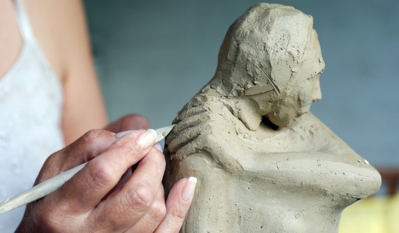Clay & Mixed Media Sculpture (4 Hours)