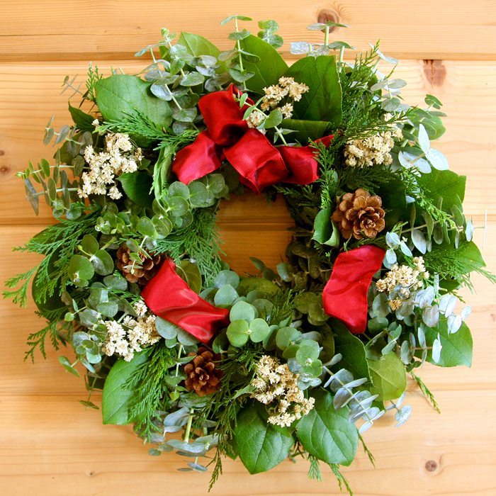 Fresh Holiday Wreath Workshop