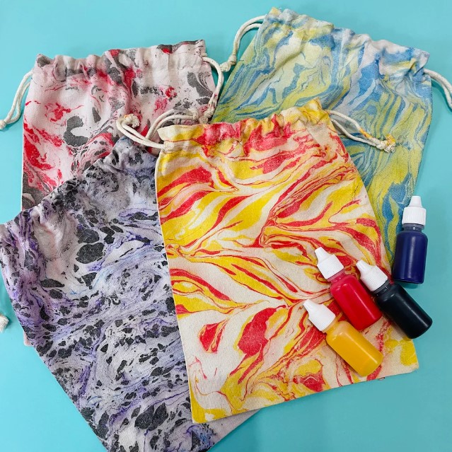 Crafty Hour: Marbled Project Bags
