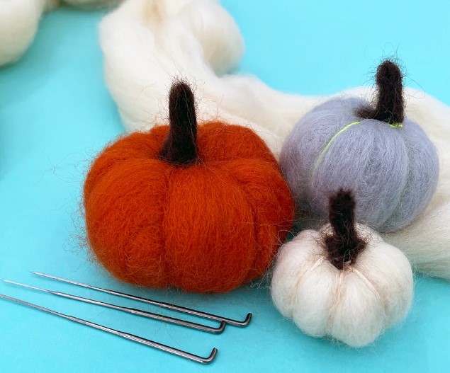 Needle Felted Pumpkins