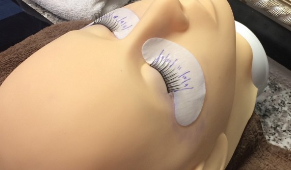 Eyelash Extensions - Classic & Volume
