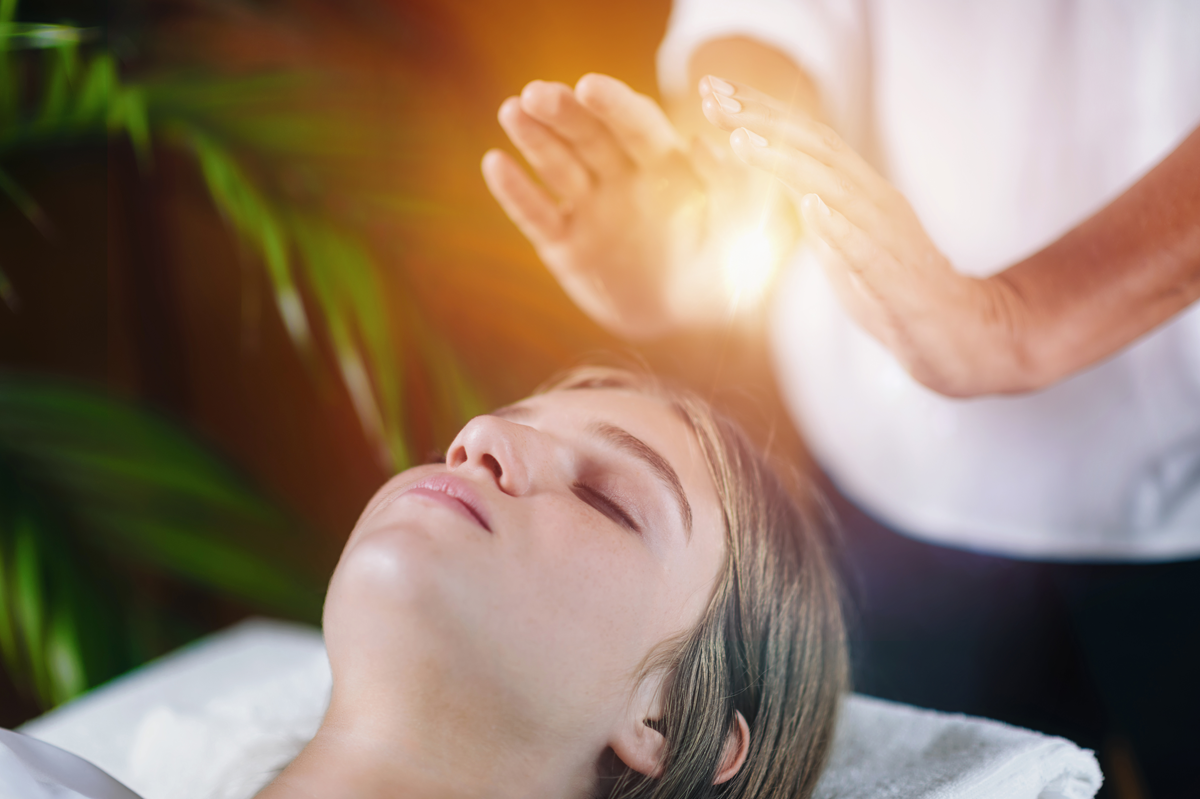 Reiki Restore with Pisces Intuition