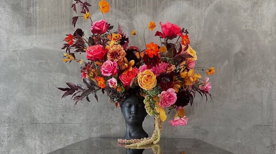 Abundant Centerpieces: Designing in a Compote Vase