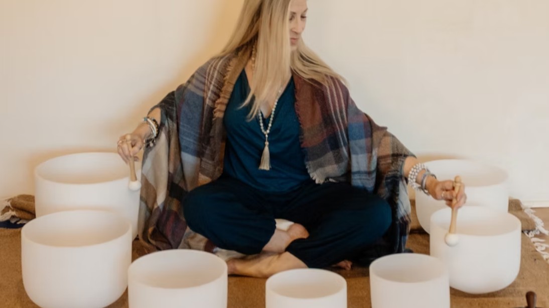 Full Moon Reset: Sound Bath & Botanicals Class