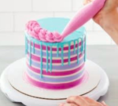 Cake Decorating: Drip Cake with Free Kit