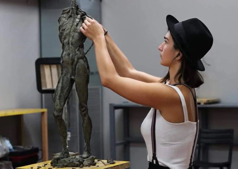 Kaelin Figure