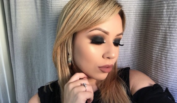 Professional Certified Makeup Artistry Course