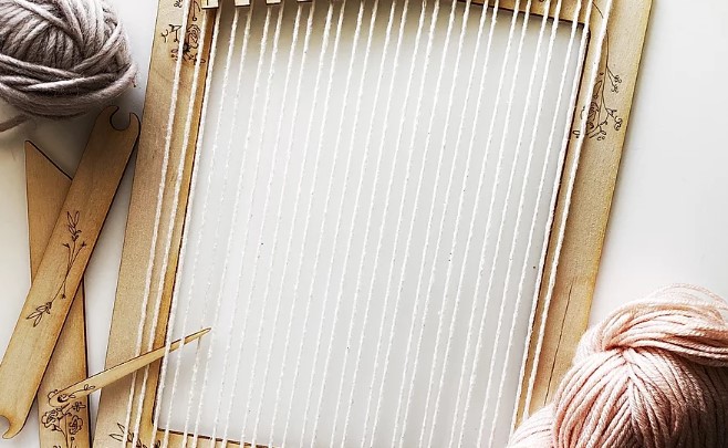 Mini Loom Weaving