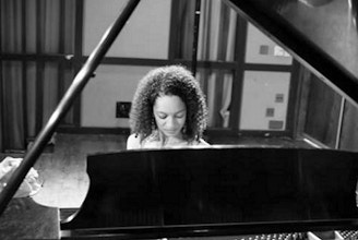 Piano Lessons: Ages 18+ (Private - 1 hour)