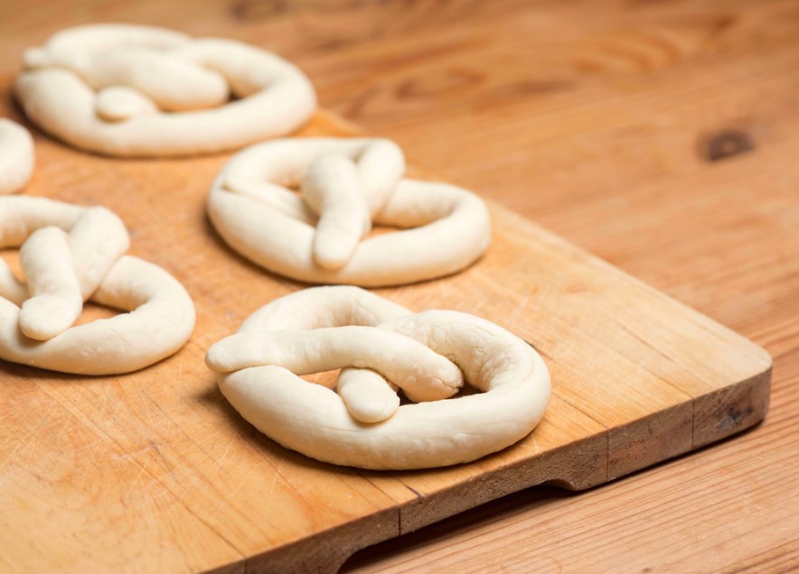 Soft Pretzel Twist (Ages 2-8 with Caregiver)