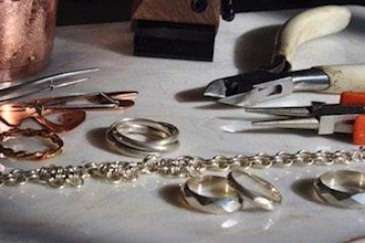 Jewelry Workshop: Basic Bling
