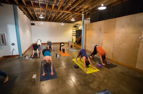 Kripalu Yoga Beginner: Evening - Online