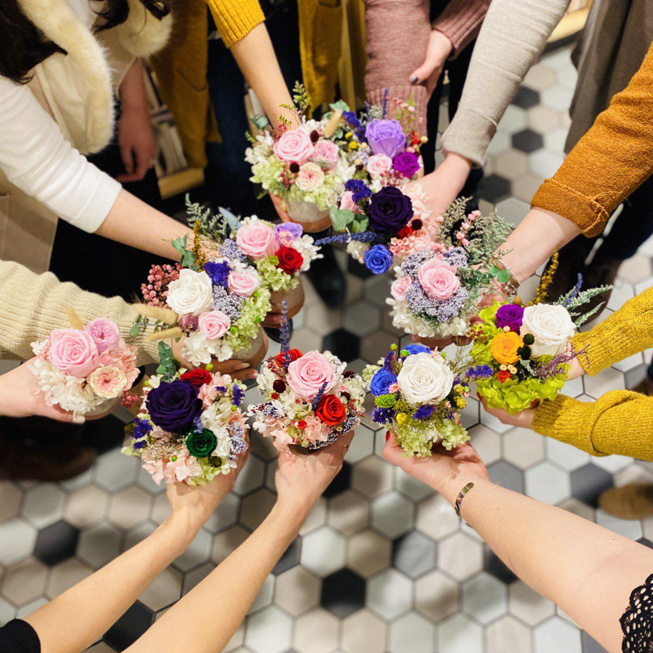 Virtual Flower Arranging
