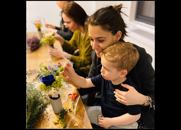 Digital Floral Workshop with Real Flowers