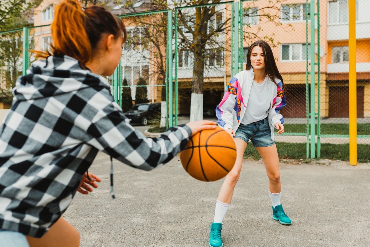 Youth Basketball Clinic (Ages 11-14)