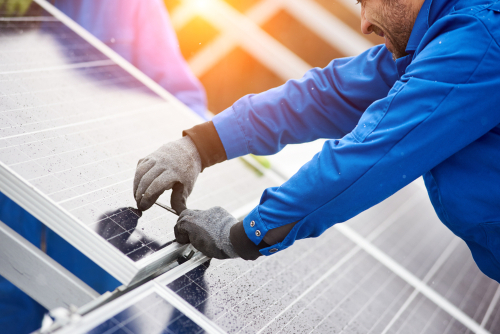 Become a Solar Panel Installer
