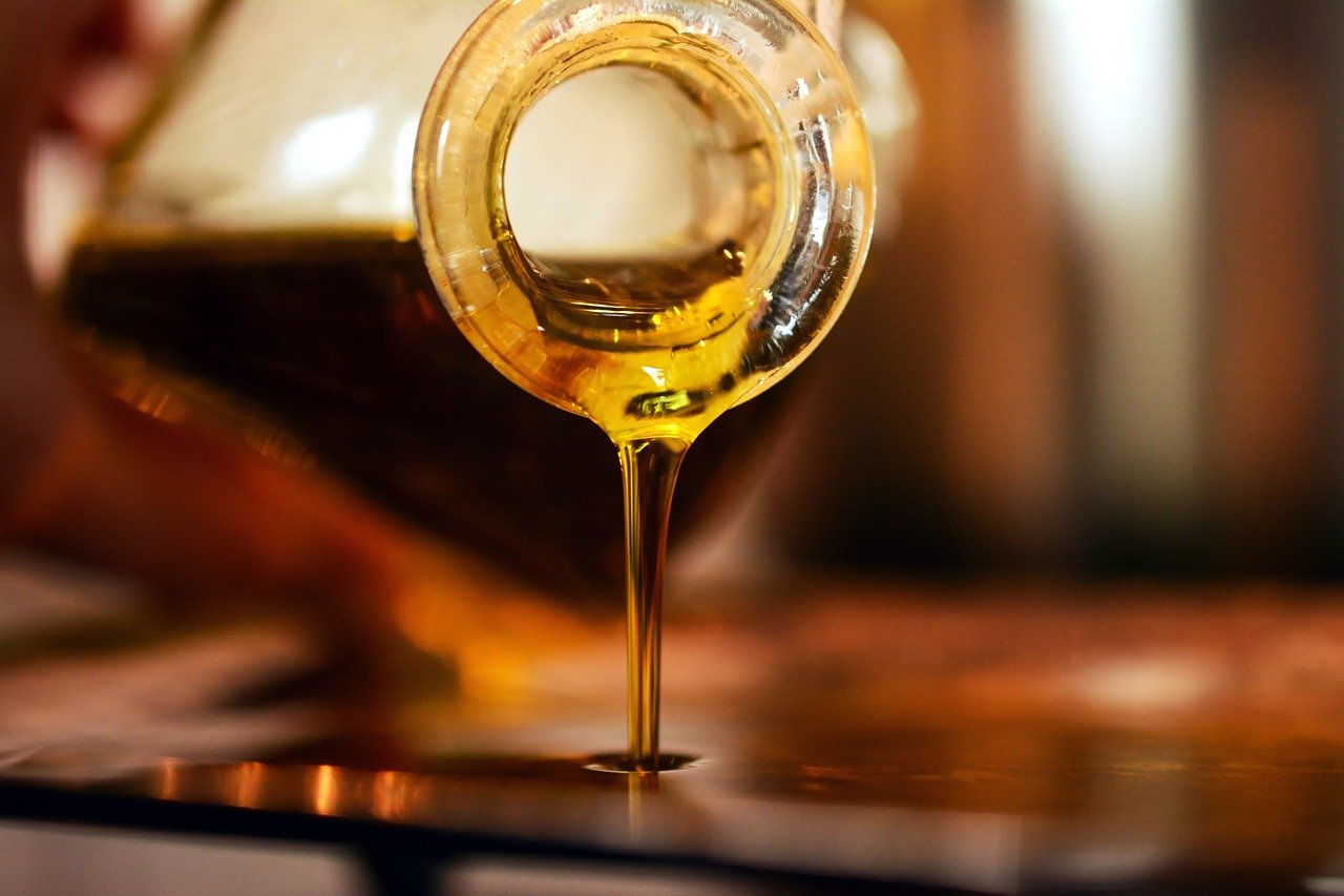 Aromatherapy Fundamentals: A Hands-On Workshop