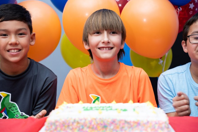 lego birthday1.jpg