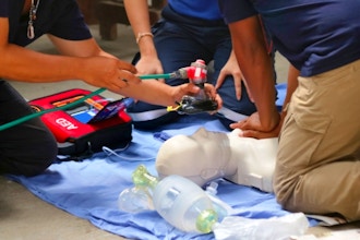 CPR, AED, and Basic First Aid - Spanish
