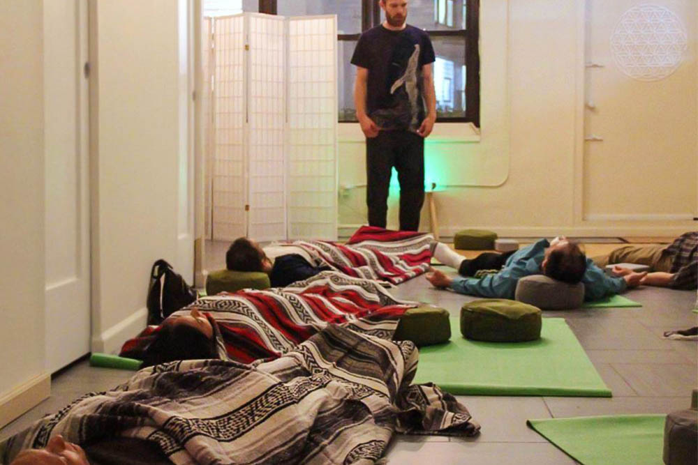Yoga Nidra Reiki Yoga Classes New York Coursehorse Healme Nyc