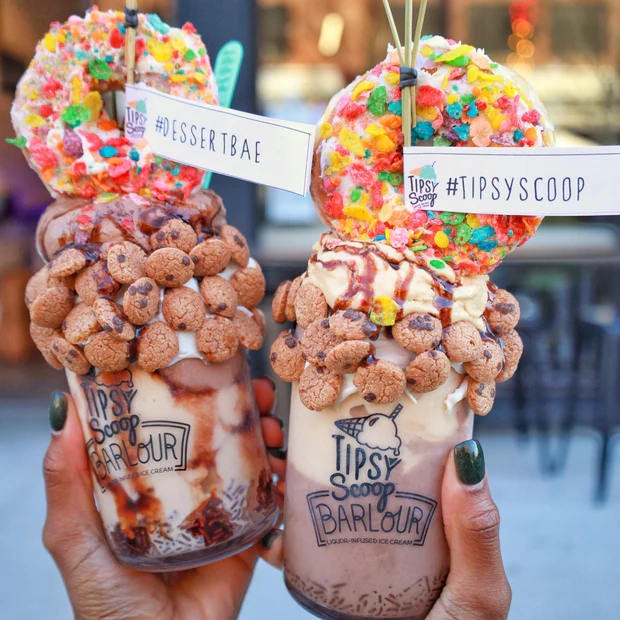 Boozy Sundae Decorating