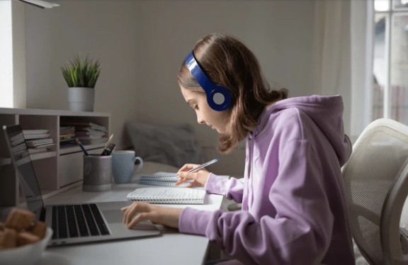 AI for Coding Camp (Ages 13-18)