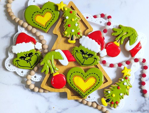 Grinchmas - Gingerbread Cookie Decorating