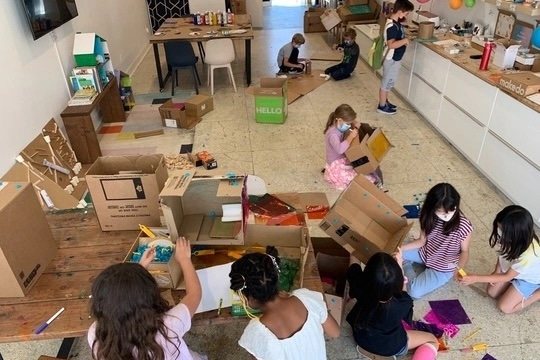 Upcycled Engineering, Tinkering, and LEGO Construction Camp (Ages 6-10)