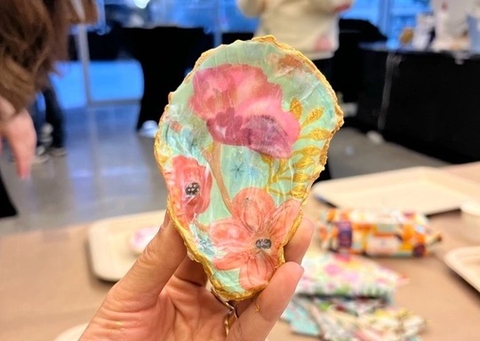 Morning Mamas & Papas: Decoupage Oyster Shells