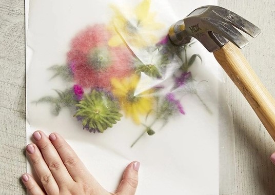 Make & Take Crafting: Flower-Dyed Totes (Ages 6 and up)