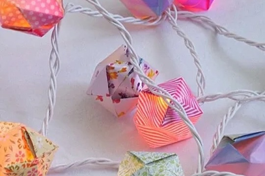 Morning Mamas & Papas: Origami String Lights