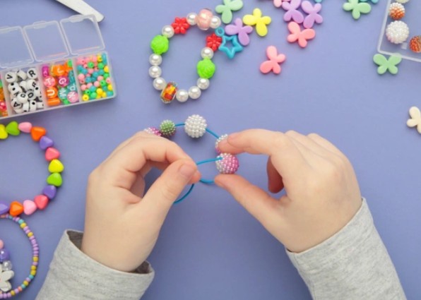 Build Your Own Business: Entrepreneurship (Drop-In) (Ages 10-14)