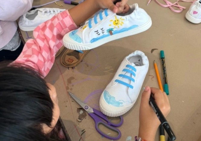 Build Your Own Business: Entrepreneurship Camp (Ages 10-14)