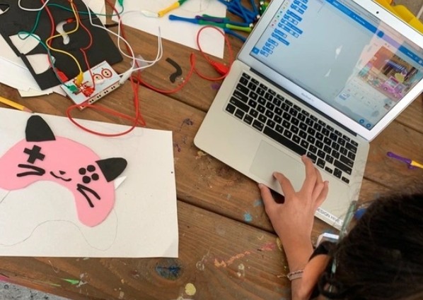 Streetwear + Soft Circuits: Fashion Tech Drop | Summer Camp 2026 (Ages 10-14)
