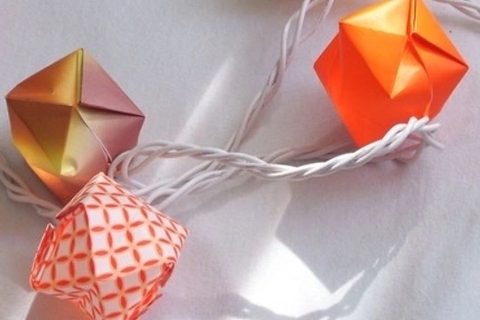 Morning Mamas & Papas: Origami String Lights