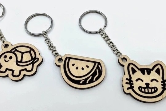 Tween Craft Collective: 2D Design & Laser Cut Jewelry and Keychains (Ages 10-13)