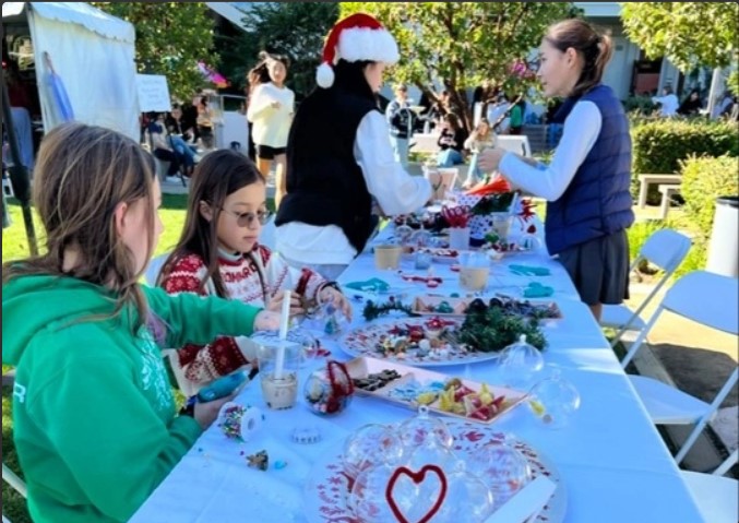 Tween Craft Collective: Winter Gift Making(Ages 10-13)