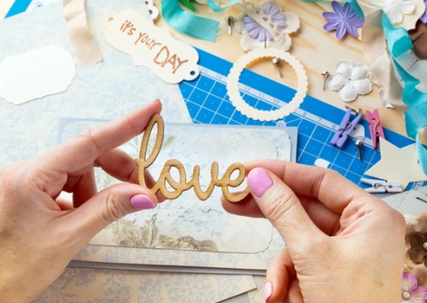 Cut | Create | Collage: A DIY Scrapbooking Social (Weekend Drop-in) (Ages 10 & Up)